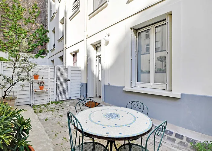 New With Terrace Near The Eiffel Tower Lägenhet *