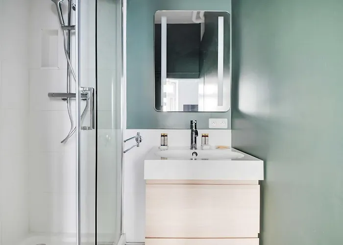 アパート New With Terrace Near The Eiffel Tower パリ